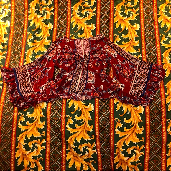 Altar'd State Tops - 70s Style Floral XL Bell-Sleeves Gypsy/Witchy/Boho/Hippie Long Sleeve Blouse